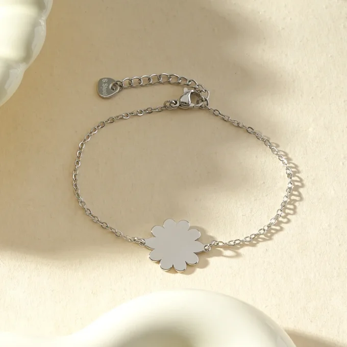 Création sur mesure : Bracelet fleur doré ou argenté 