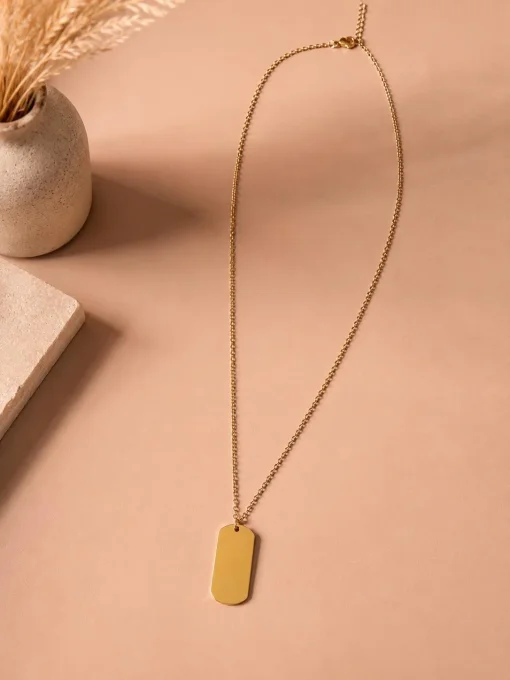 Collier médaille rectangulaire lisse à graver