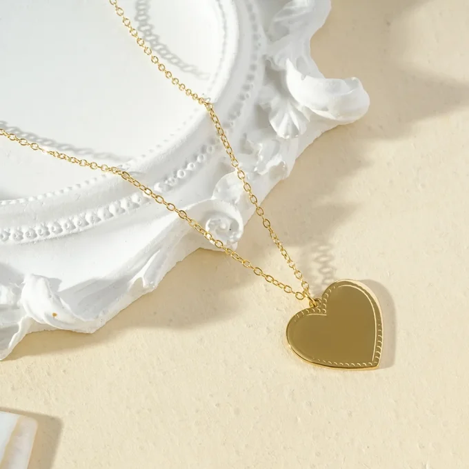 Collier pendentif cœur à graver doré ou argent 