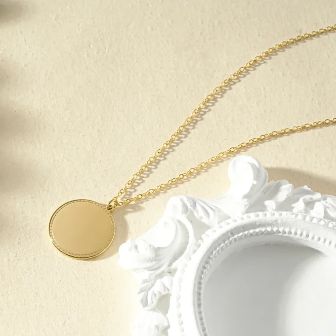 Collier médaillon rond texturé à graver doré ou argenté 