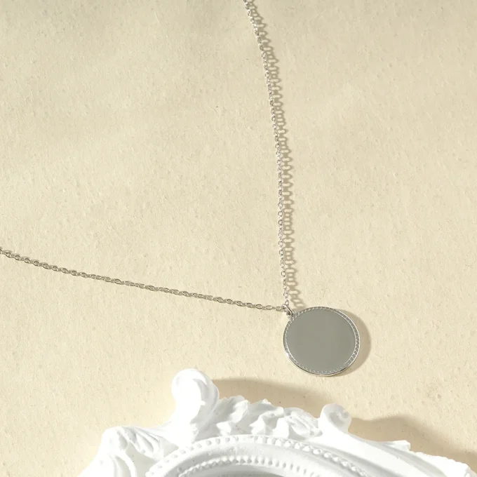 Collier médaillon rond texturé à graver doré ou argenté 