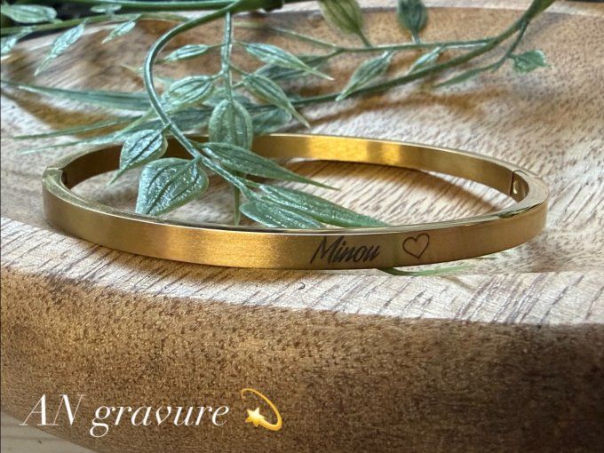 Bracelet jonc fin ovale doré ou argenté gravable 